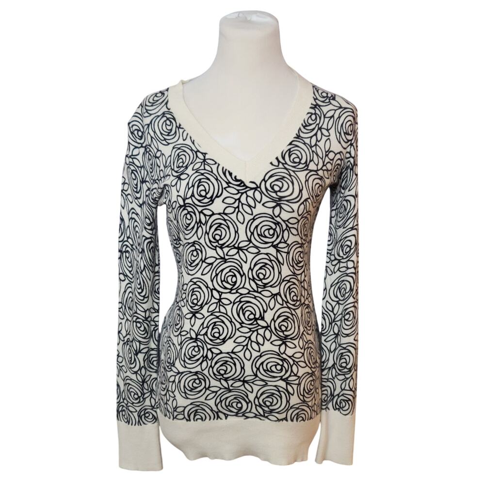 GAP Rose Black/White Sweater